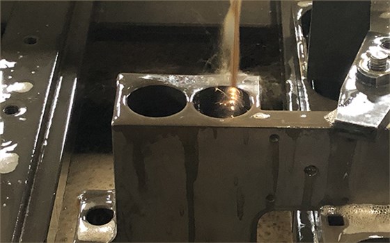 中走丝加工圆孔是喇叭口的原因